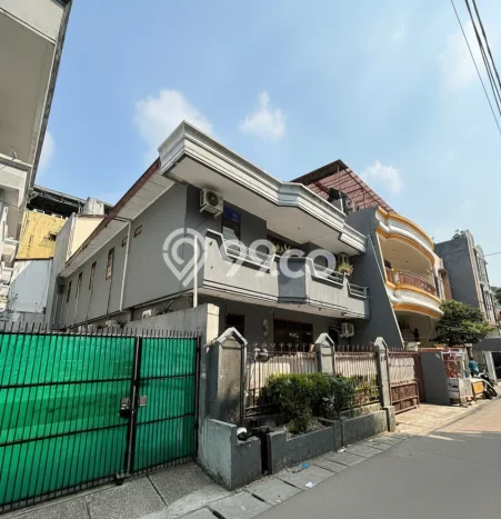 Untuk Dijual Kost di Grogol Petamburan, Jakarta Barat, 22 KT, 9 KM, Luas 180m2 Untuk Dijual Kost di Grogol Petamburan, Jakarta Barat, 22 KT, 9 KM, Luas 180m2
