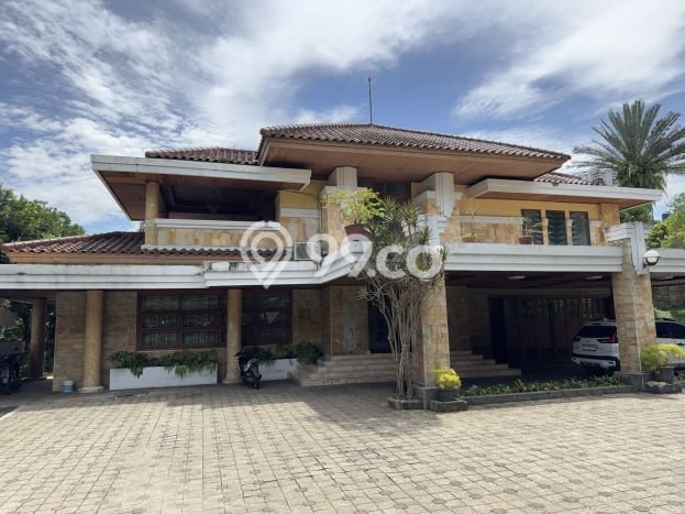 Vila Kawasan Ciawi, Ukuran 3801m2m², Cocok untuk tempat tinggal Anda Vila Kawasan Ciawi, Ukuran 3801m2m², Cocok untuk tempat tinggal Anda