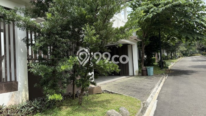 HARGA MENARIK! Vila Kawasan , Luas 480m2m², Kawasan Asri dan aman HARGA MENARIK! Vila Kawasan , Luas 480m2m², Kawasan Asri dan aman