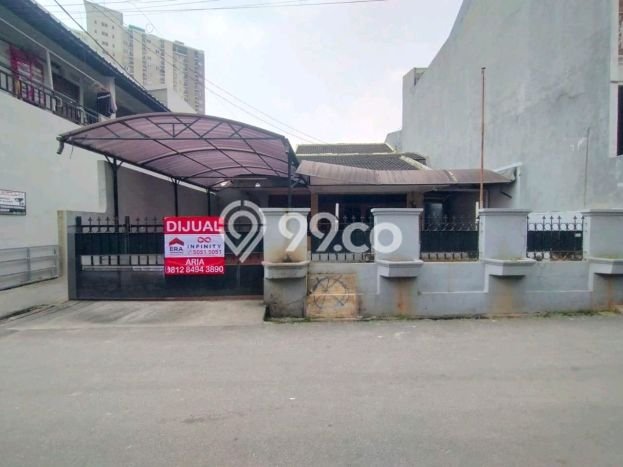 Jual Rumah Eksklusif 5 KT di Srengseng, Jakarta Barat Jual Rumah Eksklusif 5 KT di Srengseng, Jakarta Barat