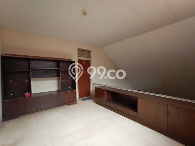 Dijual Rumah Luas Megah Dengan View Cantik di Kemanggisan, Jakarta Barat Dijual Rumah Luas Megah Dengan View Cantik di Kemanggisan, Jakarta Barat