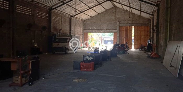 Untuk Disewa Gudang di Banguntapan Bantul LT 1300m2, LB 450m2 Untuk Disewa Gudang di Banguntapan Bantul LT 1300m2, LB 450m2