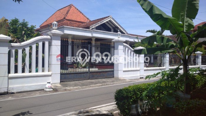 Disewakan Segera Rumah Kondisi Bagus di Area Colomadu, Karanganyar Disewakan Segera Rumah Kondisi Bagus di Area Colomadu, Karanganyar