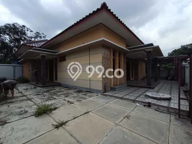 For Sale Rumah 4 Kamar Lokasi Strategis Nyaman dan Strategis di Teras For Sale Rumah 4 Kamar Lokasi Strategis Nyaman dan Strategis di Teras