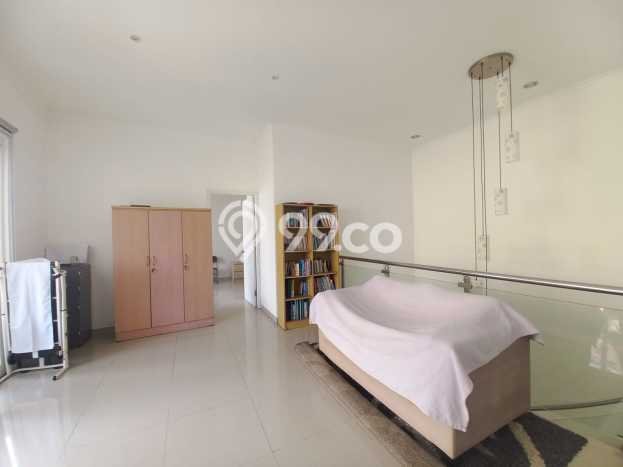 Siap Huni Rumah Mewah 4 Kamar di Colomadu Dekat ke Mana Saja Siap Huni Rumah Mewah 4 Kamar di Colomadu Dekat ke Mana Saja