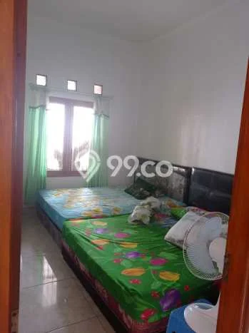 Rumah Modern Cantik 4 KT Bisa Langsung Pindah di Teras Rumah Modern Cantik 4 KT Bisa Langsung Pindah di Teras