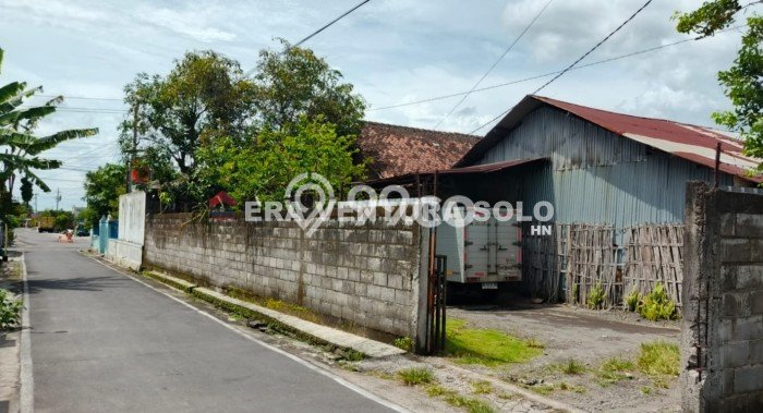 Gudang Usaha Dijual di Jaten Karanganyar LT 825m2 & LB 220m2 Gudang Usaha Dijual di Jaten Karanganyar LT 825m2 & LB 220m2