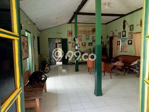 Siap Huni Rumah Mewah 6 Kamar di Laweyan Dekat ke Mana Pun Siap Huni Rumah Mewah 6 Kamar di Laweyan Dekat ke Mana Pun