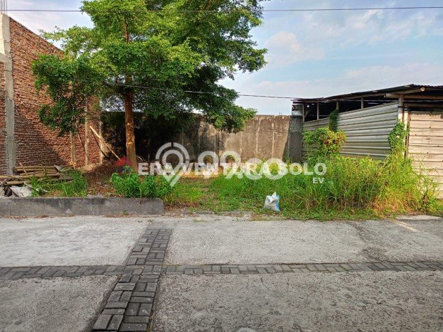 Dijual Tanah di Solo Baru Solo Luas 85m2 SHM Dijual Tanah di Solo Baru Solo Luas 85m2 SHM