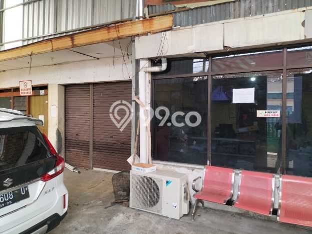 Dijual Rumah 6 Kamar Lokasi Ideal Bagus dan Strategis di Jebres Dijual Rumah 6 Kamar Lokasi Ideal Bagus dan Strategis di Jebres