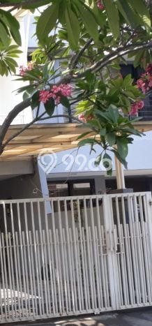 Rumah Eksklusif Dijual LT 153m2 di Kelapa Gading, Jakarta Utara Rumah Eksklusif Dijual LT 153m2 di Kelapa Gading, Jakarta Utara
