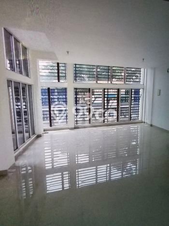 Untuk Dijual Ruko di Tangerang Tangerang LT 90m2 / LB 200m2 Untuk Dijual Ruko di Tangerang Tangerang LT 90m2 / LB 200m2