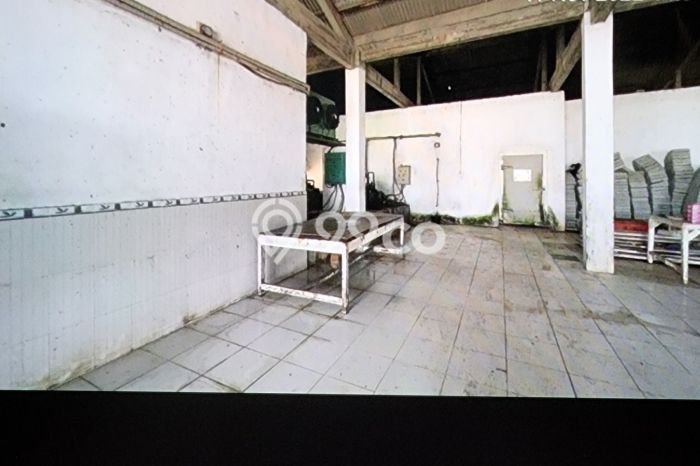 Unit Pabrik Dijual di Tangerang LT 10000m2 & LB 9000m2 Unit Pabrik Dijual di Tangerang LT 10000m2 & LB 9000m2