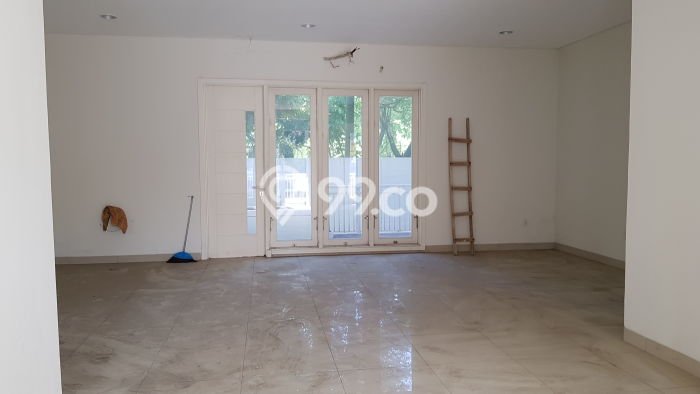 Siap Huni Rumah Mewah 5 Kamar di Kelapa Gading Dekat ke Mana Pun Siap Huni Rumah Mewah 5 Kamar di Kelapa Gading Dekat ke Mana Pun