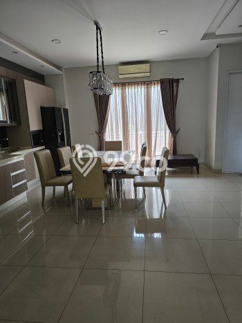 Lokasi terbaik! Rumah siap huni dikontrakkan di Kelapa Gading LB 345m2 Lokasi terbaik! Rumah siap huni dikontrakkan di Kelapa Gading LB 345m2