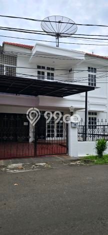 Rumah Mewah Siap Huni LT 220m2 di Kelapa Gading, Jakarta Utara Rumah Mewah Siap Huni LT 220m2 di Kelapa Gading, Jakarta Utara
