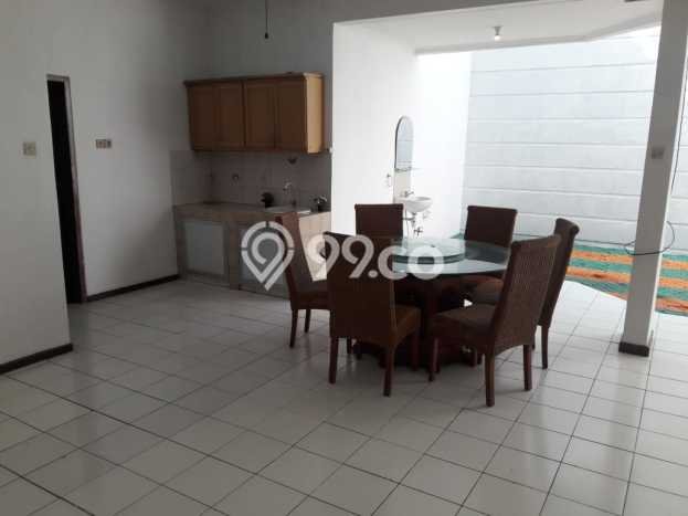 Rumah Eksklusif Siap Huni LT 220m2 di Kelapa Gading, Jakarta Utara Rumah Eksklusif Siap Huni LT 220m2 di Kelapa Gading, Jakarta Utara