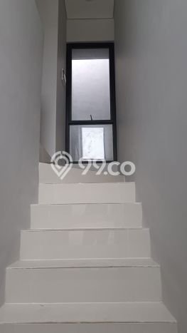 Disewakan! Rumah 4 Kamar Tidur &
2 Kamar Mandi di Grand Wisata, Bekasi Disewakan! Rumah 4 Kamar Tidur &
2 Kamar Mandi di Grand Wisata, Bekasi