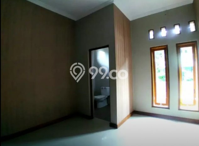 Rumah Modern Cantik 5 KT Bisa Langsung Pindah di Colomadu Rumah Modern Cantik 5 KT Bisa Langsung Pindah di Colomadu