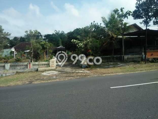 Tanah Kosong Dijual di Karanganyar dengan Area 2050m2 Tanah Kosong Dijual di Karanganyar dengan Area 2050m2