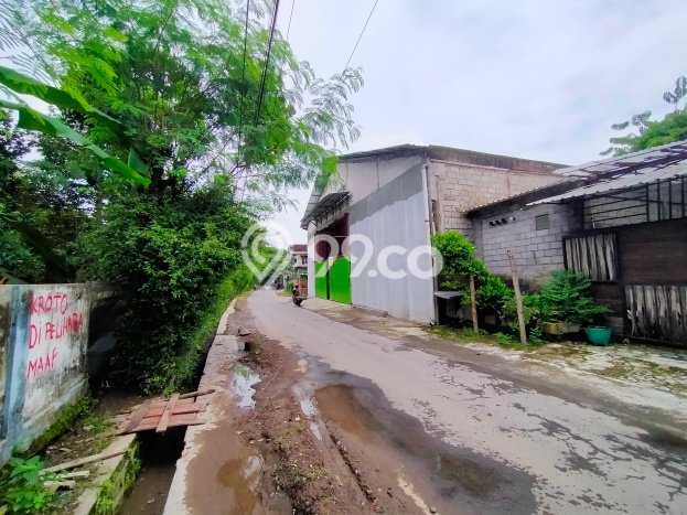 Gudang disewakan lokasi strategis Colomadu Solo 300m2 Gudang disewakan lokasi strategis Colomadu Solo 300m2