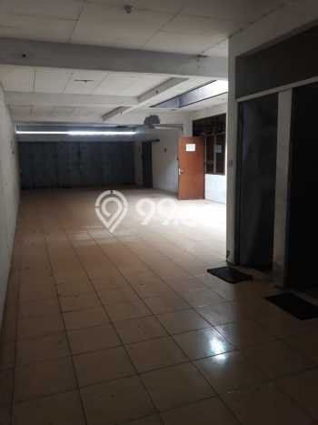 Gudang untuk disewa di Jaten punya LT 1700m2 & LB 1200m2 harga sewa kompetitif Gudang untuk disewa di Jaten punya LT 1700m2 & LB 1200m2 harga sewa kompetitif