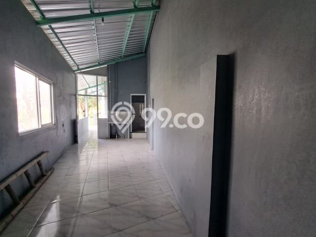 Gudang disewakan lokasi strategis Kartosuro Solo 750m2 Gudang disewakan lokasi strategis Kartosuro Solo 750m2