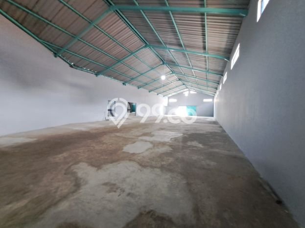 Gudang disewakan lokasi strategis Kartosuro Solo 750m2 Gudang disewakan lokasi strategis Kartosuro Solo 750m2