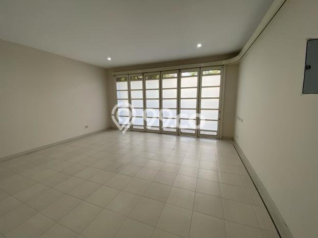 BEST PRICE! Rumah Premium di Wiyung, LT 412m² LB 341m² BEST PRICE! Rumah Premium di Wiyung, LT 412m² LB 341m²