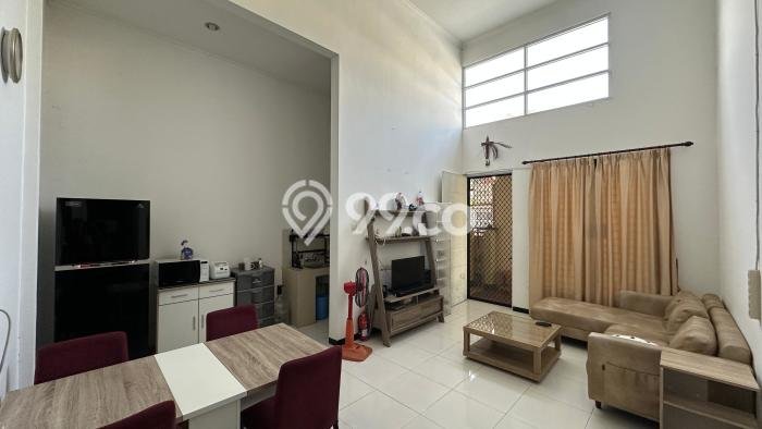 Rumah 2 KT 1 KM di Kawasan Menganti, Gresik Rumah 2 KT 1 KM di Kawasan Menganti, Gresik