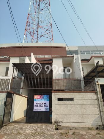 HARGA SPESIAL! Rumah kawasan Sambikerep, Dekat Pusat Kota, 3 KT, LT 150m² LB 300m² HARGA SPESIAL! Rumah kawasan Sambikerep, Dekat Pusat Kota, 3 KT, LT 150m² LB 300m²
