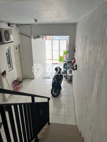 Kost Dijual di Mampang Prapatan Spesifikasi 20 KT & 20 KM Kost Dijual di Mampang Prapatan Spesifikasi 20 KT & 20 KM
