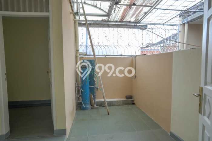 Rumah Modern Cantik 4 KT Bisa Langsung Pindah di Antapani Rumah Modern Cantik 4 KT Bisa Langsung Pindah di Antapani