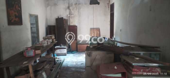 Rumah Modern 4 Kamar LT 240m2 di BKR Rumah Modern 4 Kamar LT 240m2 di BKR