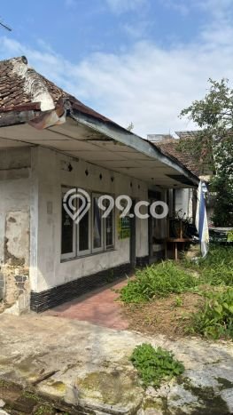 Rumah Mewah LB 185m2 Siap Pakai Desain Elegan di Asia Afrika, Bandung Rumah Mewah LB 185m2 Siap Pakai Desain Elegan di Asia Afrika, Bandung