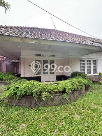LOKASI PREMIUM! Rumah Strategis di Talaga Bodas, Luas 498m2m² LB 213m2m² LOKASI PREMIUM! Rumah Strategis di Talaga Bodas, Luas 498m2m² LB 213m2m²