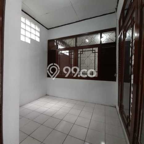 Rumah Luas Asri 5 KT Siap Huni di BKR Bandung Rumah Luas Asri 5 KT Siap Huni di BKR Bandung
