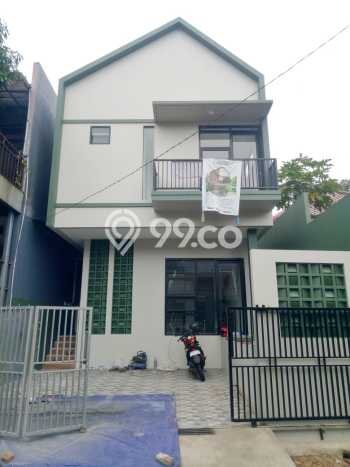 Dijual Hunian Rumah Nyaman 4 Kamar di Cigadung, Bandung Dijual Hunian Rumah Nyaman 4 Kamar di Cigadung, Bandung