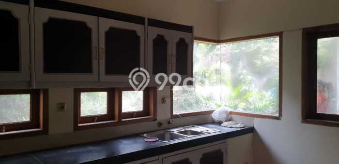 Dijual Rumah Luas Megah Dengan View Eksklusif di Sarijadi, Bandung Dijual Rumah Luas Megah Dengan View Eksklusif di Sarijadi, Bandung