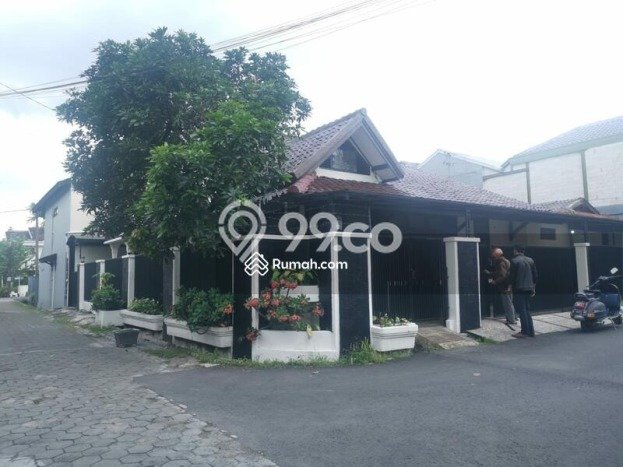 Jual Rumah Favorit Siap Huni LB 240m2 di Antapani, Bandung Jual Rumah Favorit Siap Huni LB 240m2 di Antapani, Bandung