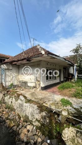 Rumah Mewah LB 185m2 Siap Pakai Desain Elegan di Asia Afrika, Bandung Rumah Mewah LB 185m2 Siap Pakai Desain Elegan di Asia Afrika, Bandung