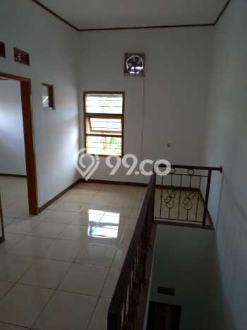 Dijual Rumah Strategis Bagus Punya 3 KT di Arcamanik Bandung SHM Dijual Rumah Strategis Bagus Punya 3 KT di Arcamanik Bandung SHM
