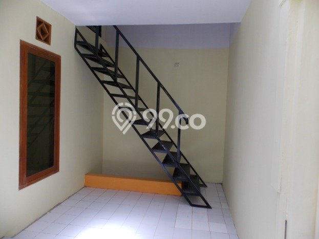 Rumah Terawat area Cimahi Utara, Cimahi, Luas Tanah 60m2m², LB 100m2m² Rumah Terawat area Cimahi Utara, Cimahi, Luas Tanah 60m2m², LB 100m2m²