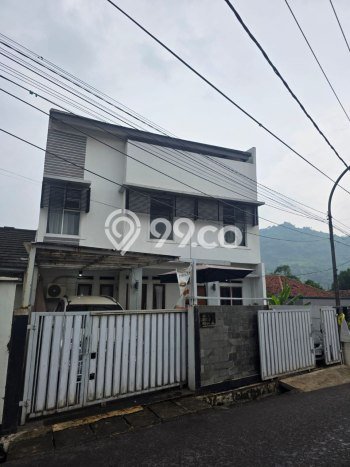 Jual Rumah Strategis Bagus Punya 4 KT di Cimahi Selatan Cimahi SHM Jual Rumah Strategis Bagus Punya 4 KT di Cimahi Selatan Cimahi SHM