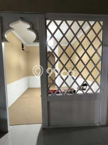 Rumah Luxury Modern Tanpa Renovasi di Kota Baru Parahyangan Bandung Rumah Luxury Modern Tanpa Renovasi di Kota Baru Parahyangan Bandung