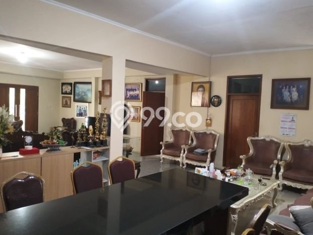 Hunian Mewah LB 248m2 Siap Pakai Desain Elegan di Pasteur, Bandung Hunian Mewah LB 248m2 Siap Pakai Desain Elegan di Pasteur, Bandung