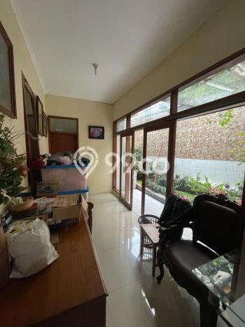 Hunian Mewah LB 248m2 Siap Pakai Desain Elegan di Pasteur, Bandung Hunian Mewah LB 248m2 Siap Pakai Desain Elegan di Pasteur, Bandung