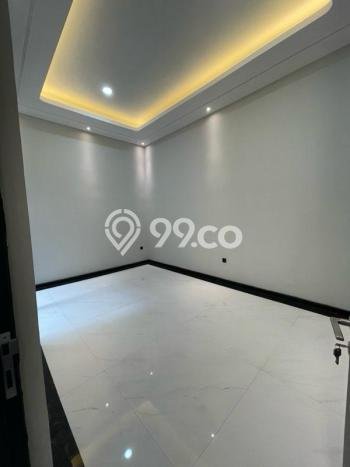 Hunian Elit LB 210m2 Siap Pakai Desain Elegan di Manyar, Surabaya Hunian Elit LB 210m2 Siap Pakai Desain Elegan di Manyar, Surabaya