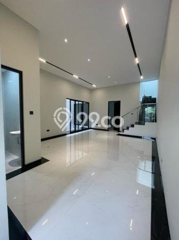 Hunian Elit LB 210m2 Siap Pakai Desain Elegan di Manyar, Surabaya Hunian Elit LB 210m2 Siap Pakai Desain Elegan di Manyar, Surabaya