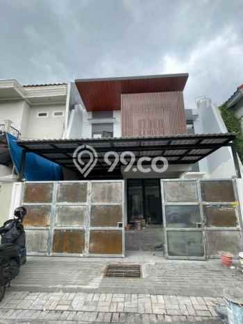 Jual Rumah Mewah Megah Dengan View Cantik di Dharma Husada, Surabaya Jual Rumah Mewah Megah Dengan View Cantik di Dharma Husada, Surabaya